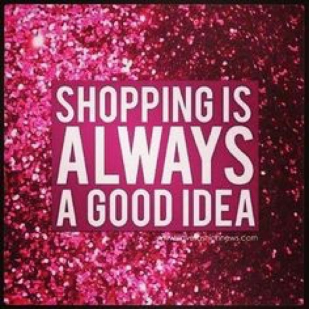 My closet is always open! 🥰💋